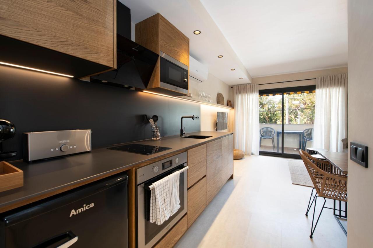Apartamentos Marplana Castelldefels Luaran gambar