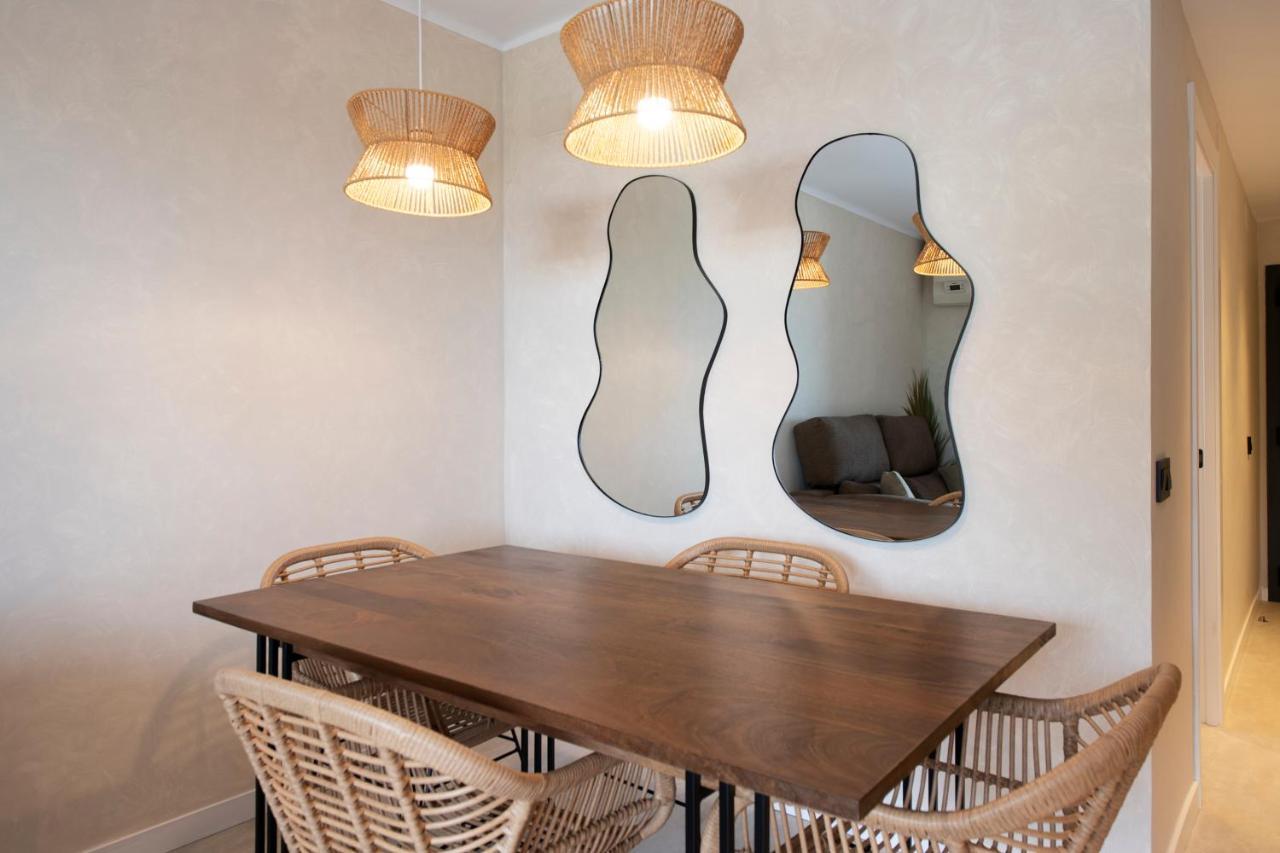 Apartamentos Marplana Castelldefels Luaran gambar